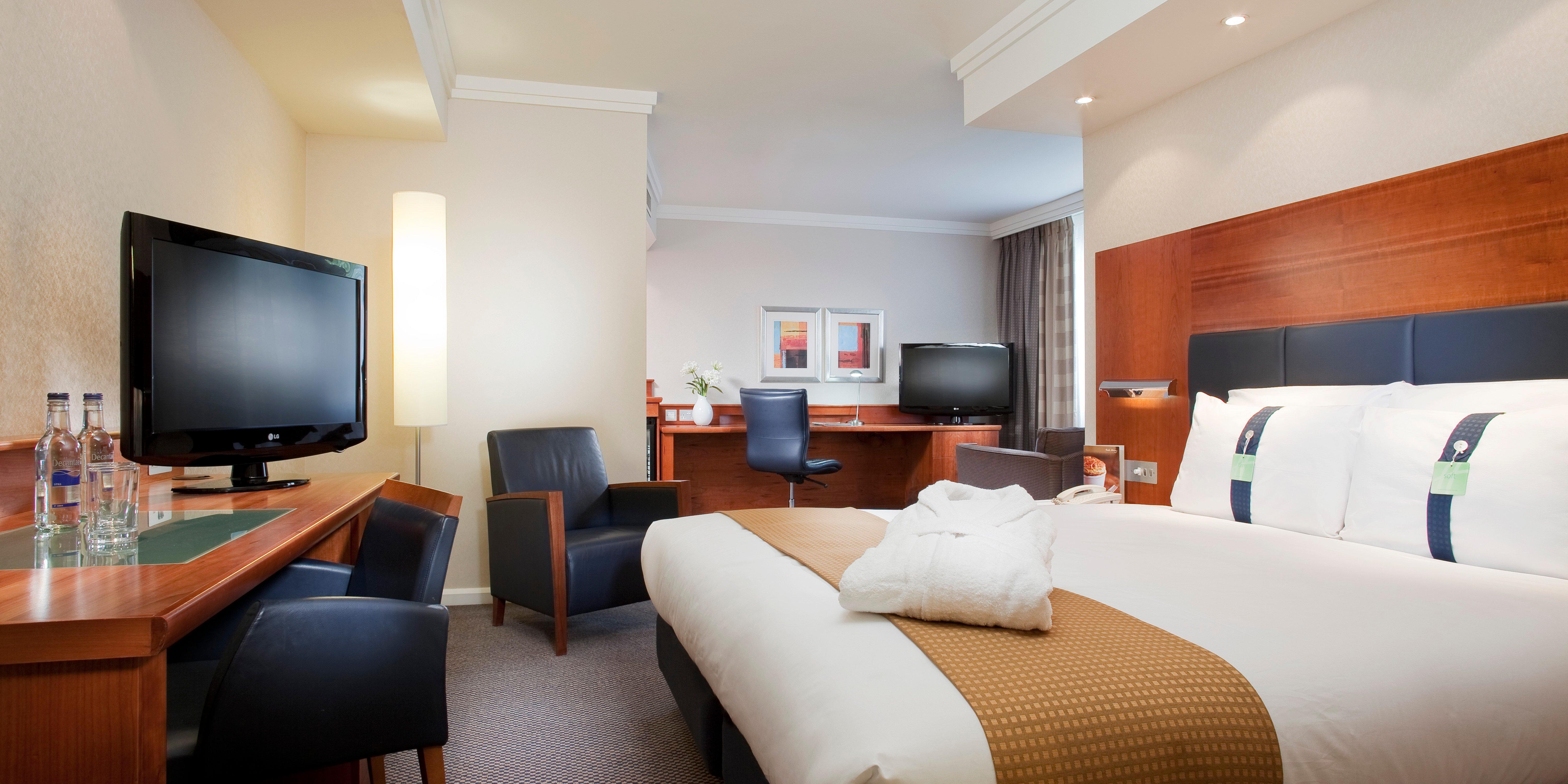 Holiday Inn Maidenhead Windsor, An Ihg Hotel Exterior photo