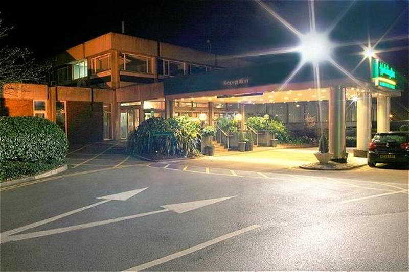 Holiday Inn Maidenhead Windsor, An Ihg Hotel Exterior photo